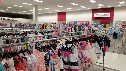 Clothing Store «Burlington Coat Factory», reviews and photos, 271 Cottage Grove Rd, Bloomfield, CT 06002, USA