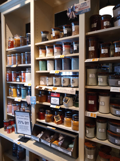 American Restaurant «Cracker Barrel Old Country Store», reviews and photos, 1195 St Augustine Rd, Valdosta, GA 31601, USA