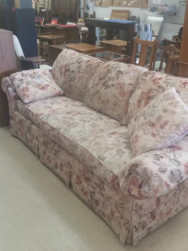 Thrift Store «Community Thrift Store», reviews and photos, 228 Forest Hills Dr, Garner, NC 27529, USA