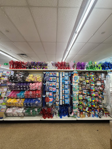 Dollar Store «Dollar Tree», reviews and photos, 21450 Jamaica Ave, Queens Village, NY 11428, USA