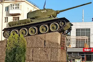 Pam'yatnyk-Tank T-34-85 image