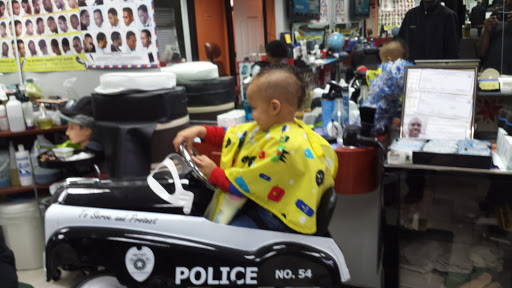 Barber Shop «St. Johns Barber Shop», reviews and photos, 22815 Pacific Hwy S, Des Moines, WA 98198, USA