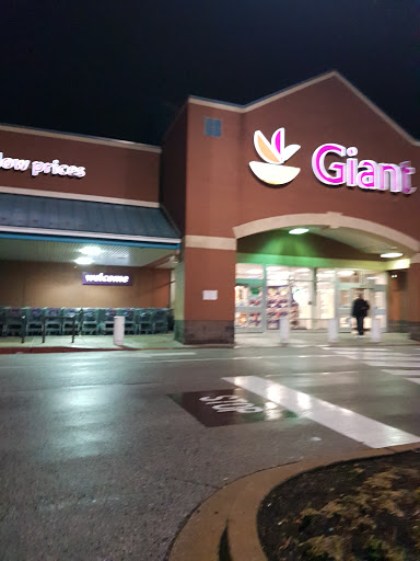 Grocery Store «Giant», reviews and photos, 6020 Marshalee Dr, Elkridge, MD 21075, USA