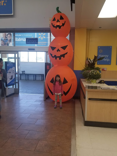 Discount Store «Walmart», reviews and photos, 26 Hampton House Rd, Newton, NJ 07860, USA