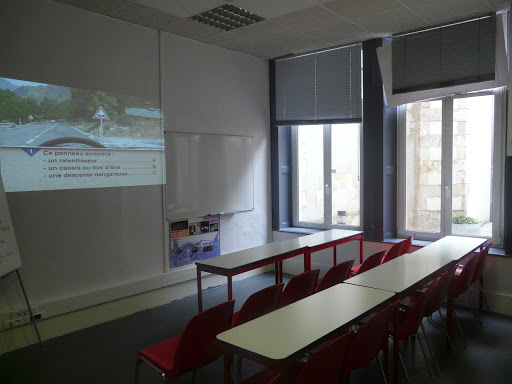 ECF - French Auto-École à Le Val-d'Ajol, Vosges