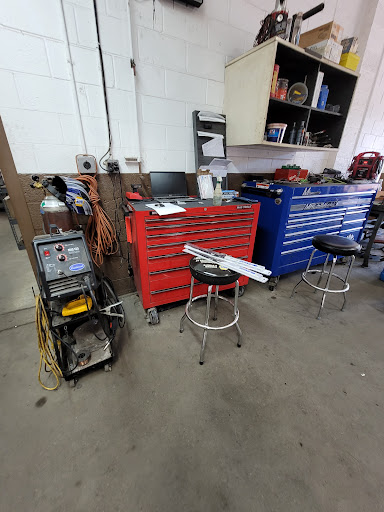 Auto Repair Shop «Jefferson Motor Services Inc», reviews and photos, 37089 Jefferson Ave, Harrison Charter Township, MI 48045, USA