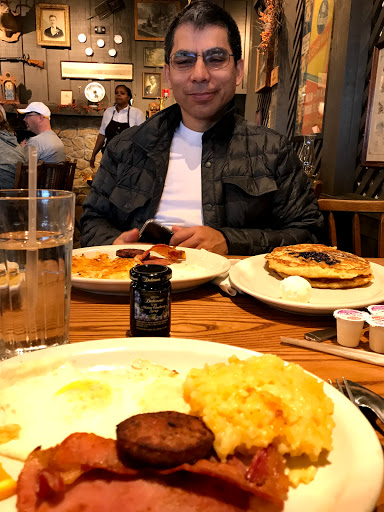 American Restaurant «Cracker Barrel Old Country Store», reviews and photos, 3840 Eagle View Dr, Indianapolis, IN 46254, USA