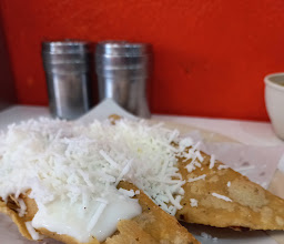 Quesadillas, Tacos Y Burritos photo