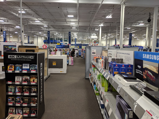 Electronics Store «Best Buy», reviews and photos, 615 E Palatine Rd, Arlington Heights, IL 60004, USA