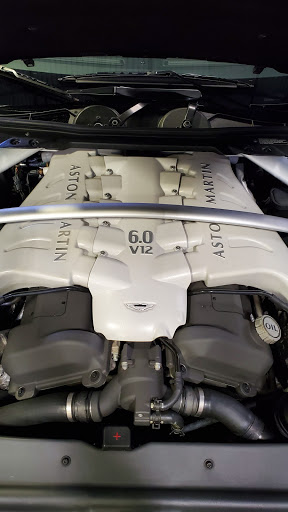 Car Dealer «R&H Motorcars», reviews and photos, 6441 Davis Industrial Pkwy, Solon, OH 44139, USA