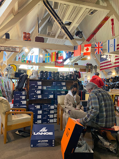 Ski Shop «Land Park Ski & Sports», reviews and photos, 4207 Freeport Blvd, Sacramento, CA 95822, USA