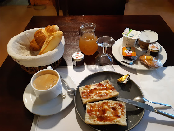 Plats et boissons hôtels Hôtel L'Astrolabe 64400 Oloron-Sainte-Marie