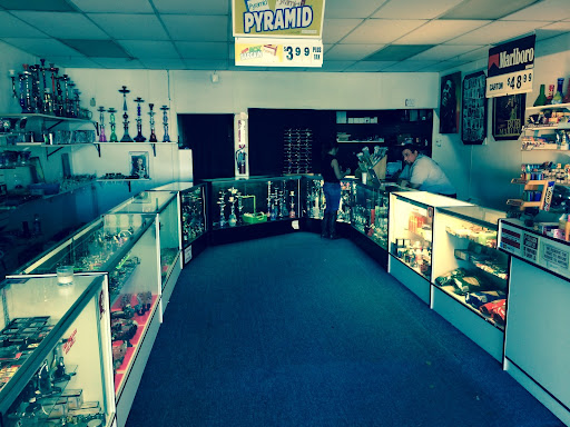 Tobacco Shop «3M Smoke Shop», reviews and photos, 644 W Chapman Ave, Placentia, CA 92870, USA