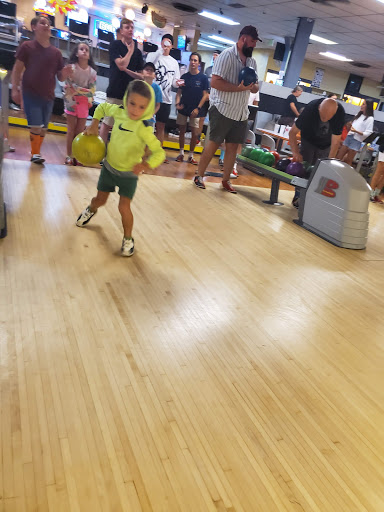 Bowling Alley «Central Bowling Lanes & Family», reviews and photos, 3917 Central Ave, Hot Springs, AR 71913, USA