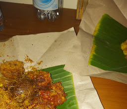 Bu Yuyun Nasi Kuning photo