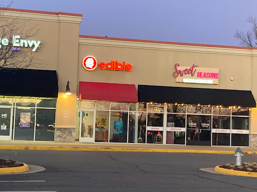 Edible Arrangements, 1923 Carl D. Silver Parkway, Fredericksburg, VA 22401, USA, 