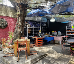 Cafeteria Mery Jane photo