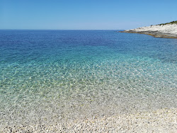 Foto di Prasna beach con molto pulita livello di pulizia