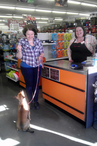 Pet Supply Store «Pet Food Express», reviews and photos, 3160 20th Ave, San Francisco, CA 94132, USA