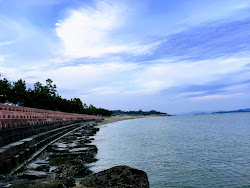 Foto von Gagye Beach und die siedlung