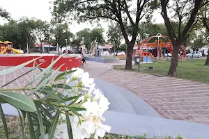 Plaza Enrique Brizio image