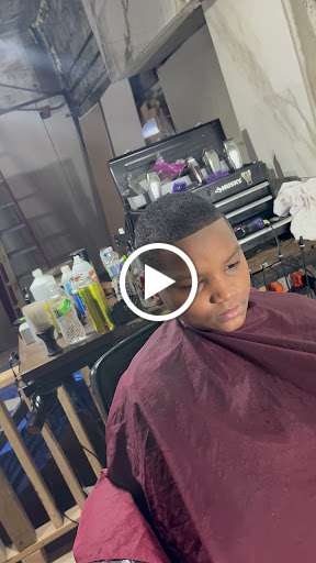 Barber Shop «SpotLight Barber Shop», reviews and photos, 2673 N Buffum St, Milwaukee, WI 53212, USA