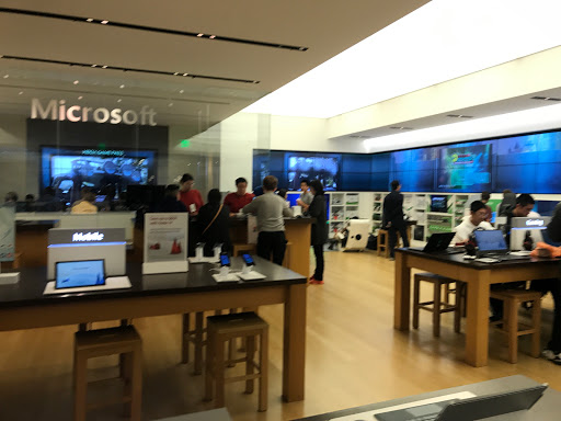 Computer Store «Microsoft Store», reviews and photos, 2855 Stevens Creek Blvd #1135, Santa Clara, CA 95050, USA
