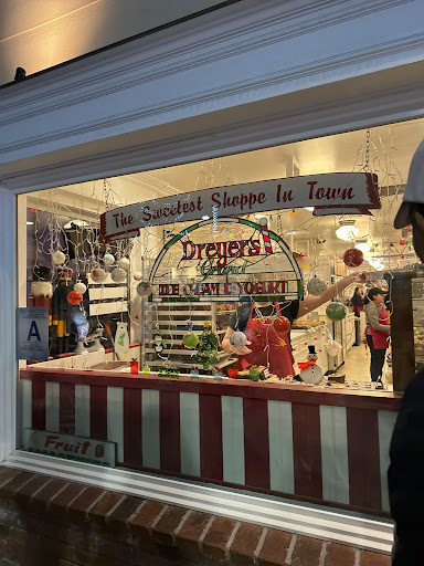 North Pole Fudge and Ice Cream Co