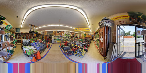 Hardware Store «Waukee Hardware & Rent It Center», reviews and photos, 380 6th St, Waukee, IA 50263, USA