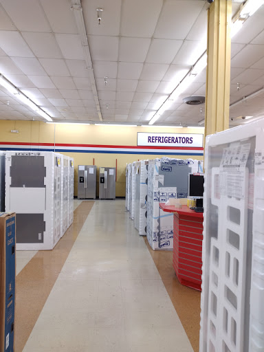 Department Store «BrandsMart USA Clearance Center», reviews and photos, 4815 N State Rd 7, Davie, FL 33314, USA