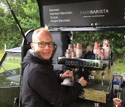 Goldschatz Kaffee Catering | Mobile Kaffeebar | Kaffeemobil | Barista photo