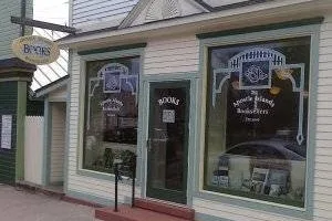 Apostle Islands Booksellers image