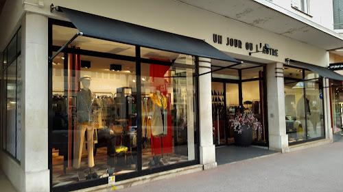 Magasin de vêtements pour femmes Un Jour ou l'Autre Annecy