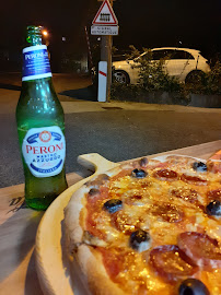 Plats et boissons du Pizzas à emporter Da Guido Pizza à Emporter à Etrembières - n°5