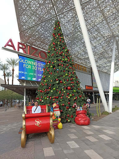 Shopping Mall «Arizona Center», reviews and photos, 400 E Van Buren St, Phoenix, AZ 85004, USA