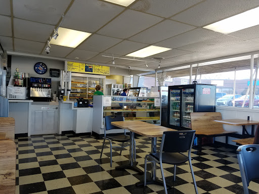 Donut Shop «Daylight Donuts Supershop», reviews and photos, 3121 S Yale Ave, Tulsa, OK 74135, USA
