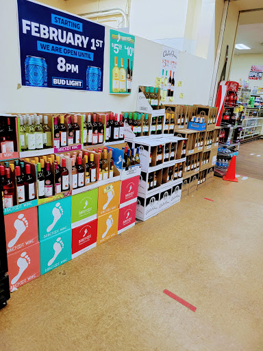 Grocery Store «Miles Supermarket», reviews and photos, 4127 E 131st St, Cleveland, OH 44105, USA