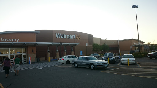 Department Store «Walmart Supercenter», reviews and photos, 850 Co Rd E East, Vadnais Heights, MN 55127, USA