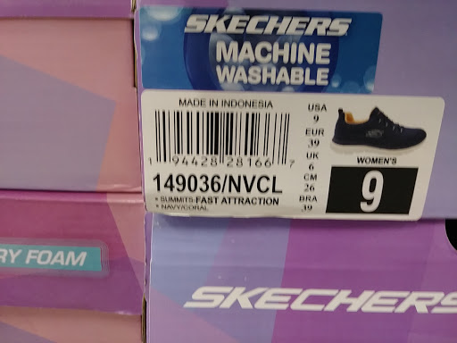 Shoe Store «SKECHERS Factory Outlet», reviews and photos, 241 Fort Evans Rd NE #1233, Leesburg, VA 20176, USA