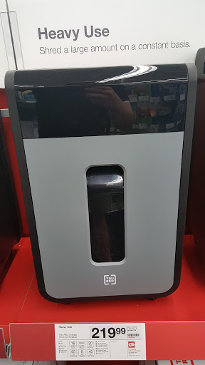 Office Supply Store «Staples», reviews and photos, 1551 W Algonquin Rd, Rolling Meadows, IL 60008, USA