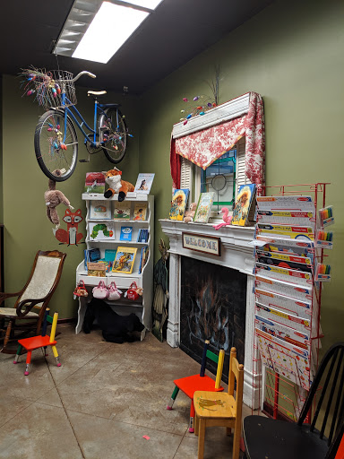 Book Store «FoxTale Book Shoppe», reviews and photos, 105 E Main St, Woodstock, GA 30188, USA