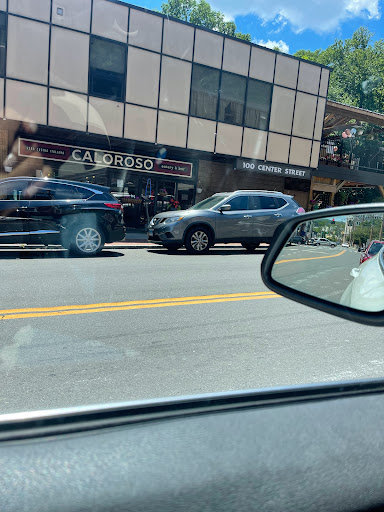 Pizza Restaurant «Caloroso Eatery & Bar», reviews and photos, 100 Center St, Shelton, CT 06484, USA