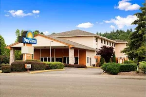 Days Inn by Wyndham Kent 84th Ave image