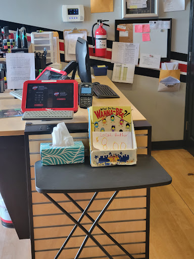 Shopping Mall «Warrenton Village Center», reviews and photos, 251 Lee Hwy, Warrenton, VA 20186, USA