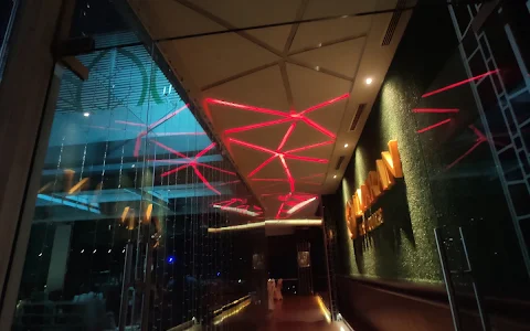 Limaran Sky Lounge image