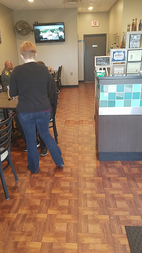 Hamburger Restaurant «lov-a burger», reviews and photos, 49660 Gratiot Ave, New Baltimore, MI 48051, USA