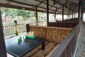 Restoran Taman Keraton image
