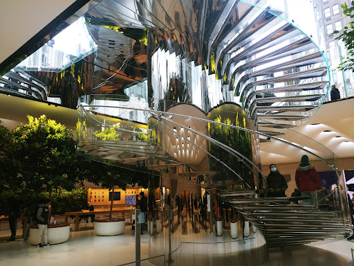 Apple Fifth Avenue - AZexplained