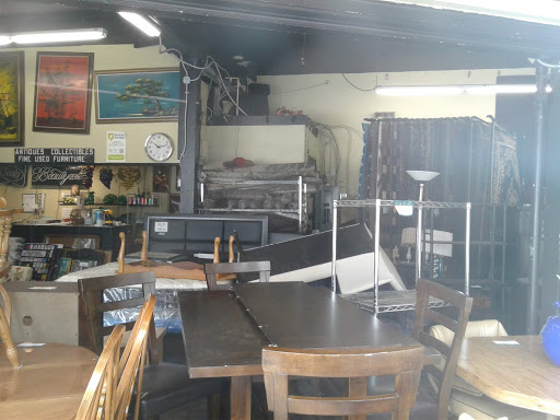 Used Furniture Store «Dixon Used Furniture», reviews and photos, 1915 Rainier Ave S, Seattle, WA 98144, USA