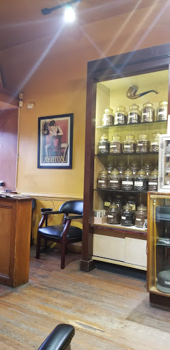 Tobacco Shop «Cross Street Tobacco», reviews and photos, 1103 Light St, Baltimore, MD 21230, USA